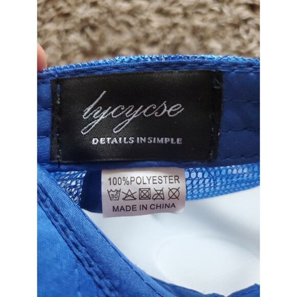 Lycycse Pink Smiley Face Trucker Hat Women’s OS New - Picture 3 of 8